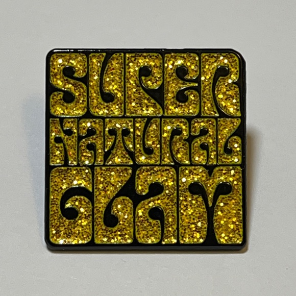 Super cute!!! James Golding “Super Natural Glam” Pin !!! - Picture 1 of 5